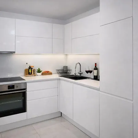 Apartman In Old Town 2 *